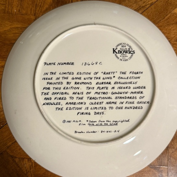 Knowles Limited Edition Plate - Rhett - Picture 2 of 2